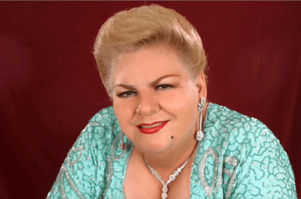 Image about <strong>El 17 de febrero de 2025</strong>, la música mexicana perdió a una de sus figuras más emblemáticas: <strong>Paquita la del Barrio</strong>.
<br><br>
La cantante, cuyo nombre real era <strong>Francisca Viveros Barradas</strong>, falleció a los <strong>77 años</strong> en su hogar en <strong>Veracruz</strong>, dejando un legado imborrable en el género <strong>regional mexicano</strong>.